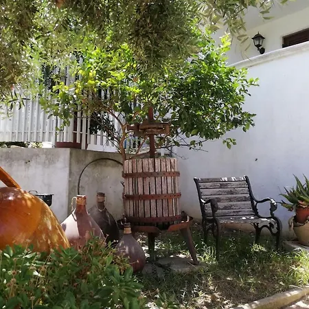 Pan Con Cucina E Giardino Esclusivo تارانتو