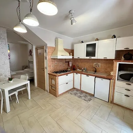 Pan Con Cucina E Giardino Esclusivo بيت للعطل
